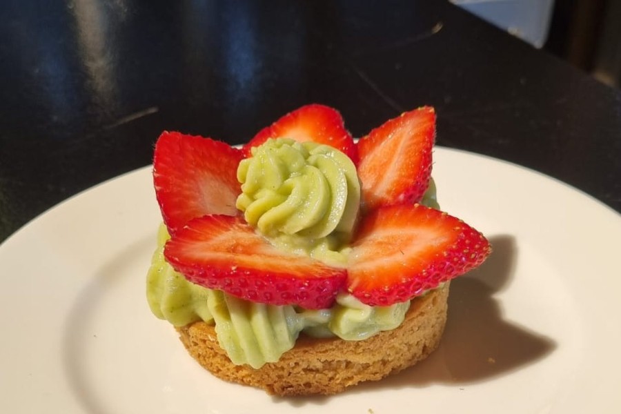 Tartelette -fraises et crème de pistache fait maison